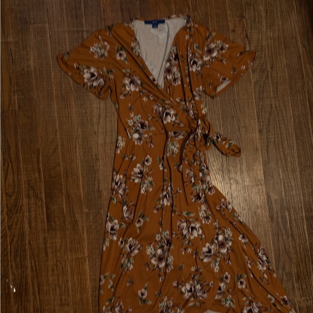 Apt. 9 Floral Midi Dress in Orange and White